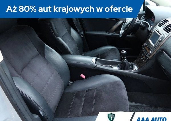 Toyota Avensis cena 36000 przebieg: 225341, rok produkcji 2014 z Nekla małe 301